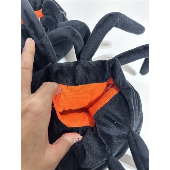 Celebrate Halloween Spider Adult Slippers Size L - Picture 8 of 8